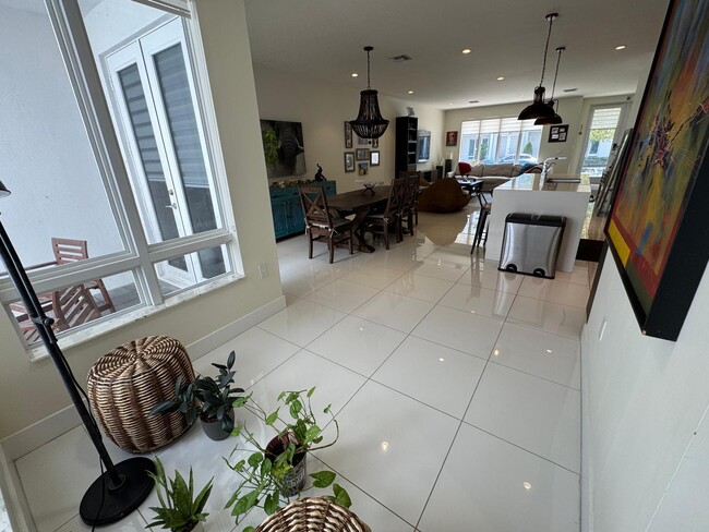 Photo - 6461 NW 103rd Psge Townhome