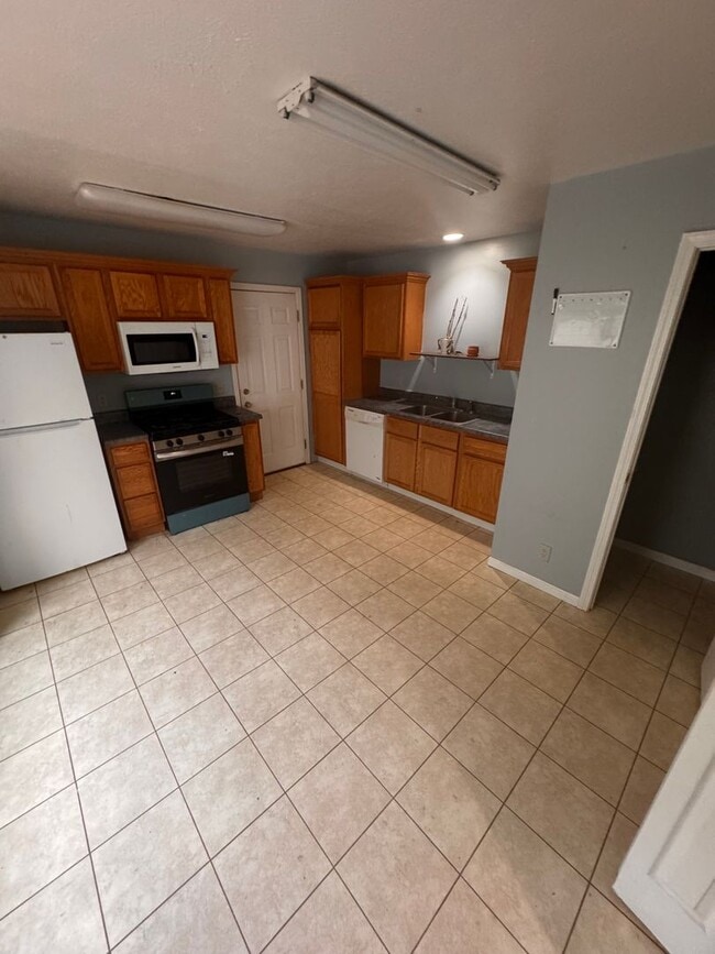 Photo - 23167 3rd St Unidad 23167 3rd Street- 1