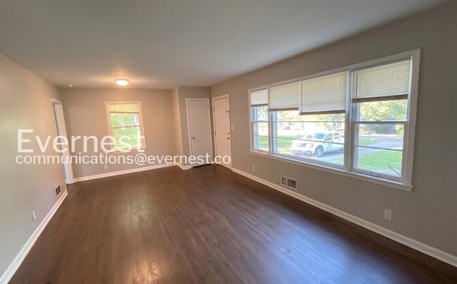 Photo - 3-Bed/1-Bath Cozy Living/Available Now!