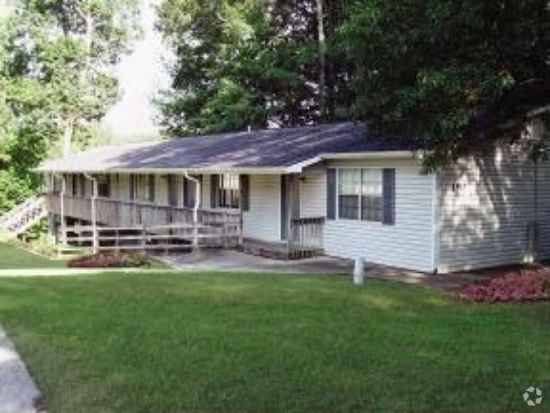 Building Photo - Hidden Valley Rental