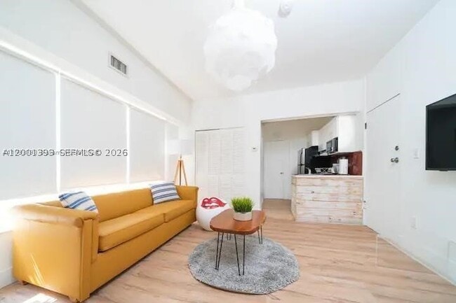 227 1st St Unit 7