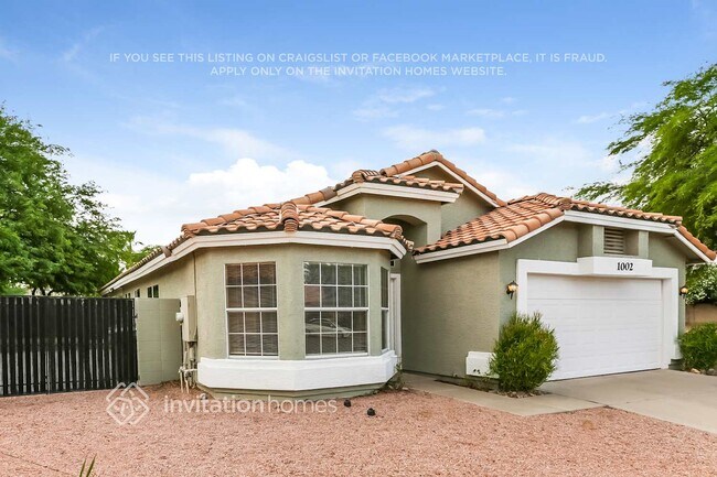 Photo - 1002 W Chicago Ct