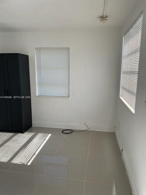 Photo - 5411 Ravenswood Rd Unit 3