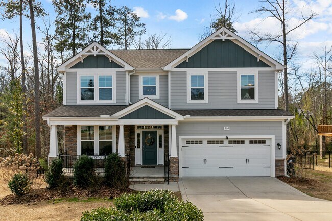 Photo - 230 Parrish Ln