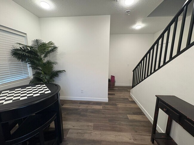 Photo - 380 Utah Ave Unit D