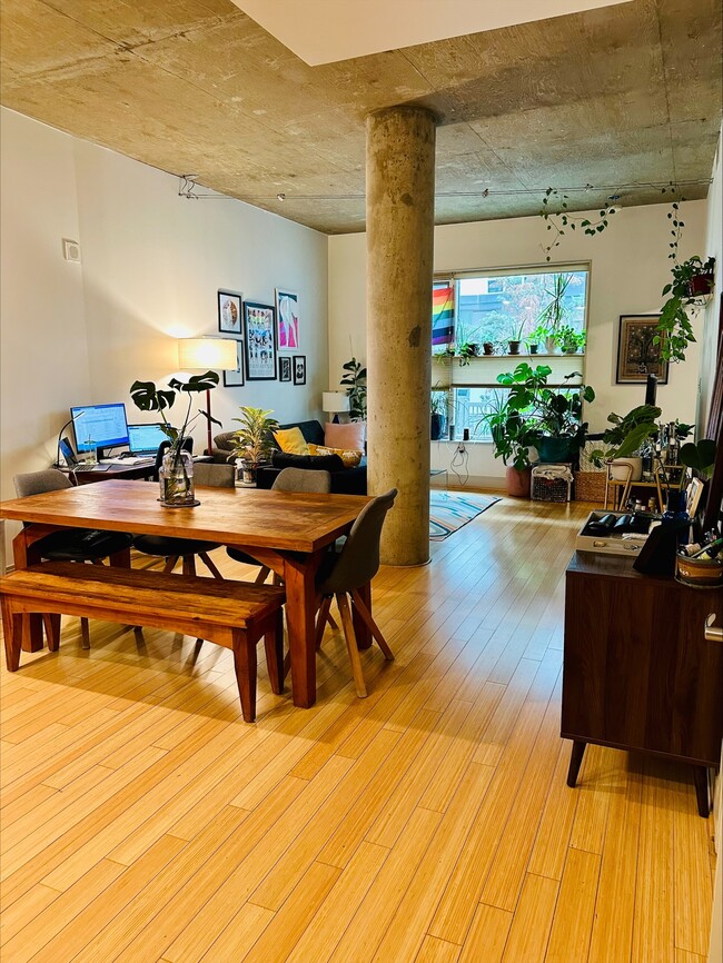 Building Photo - 929 Florida Ave NW Unit 929 Florida Ave NW #1003