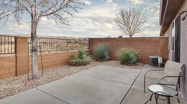 Photo - 145 S 1930 W