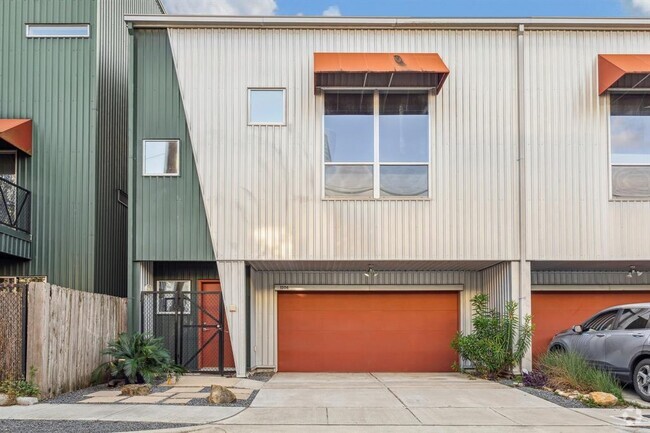 Building Photo - 1306 Arthur St Rental