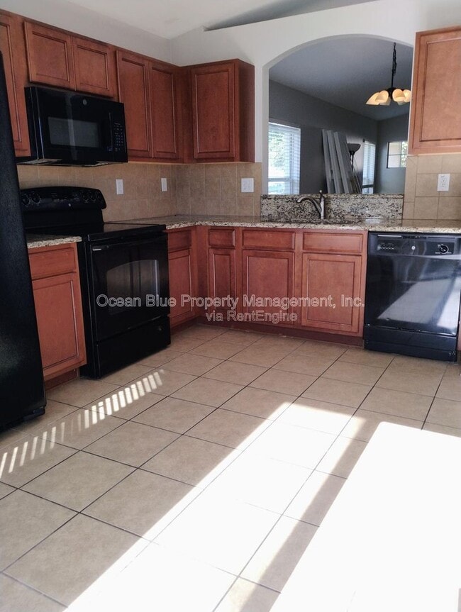 Photo - 18200 Cypress Bay Pkwy