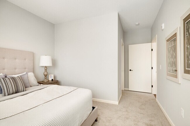 Tencel - 2 Bed / 2 Bath - 1,053 Sq.Ft.