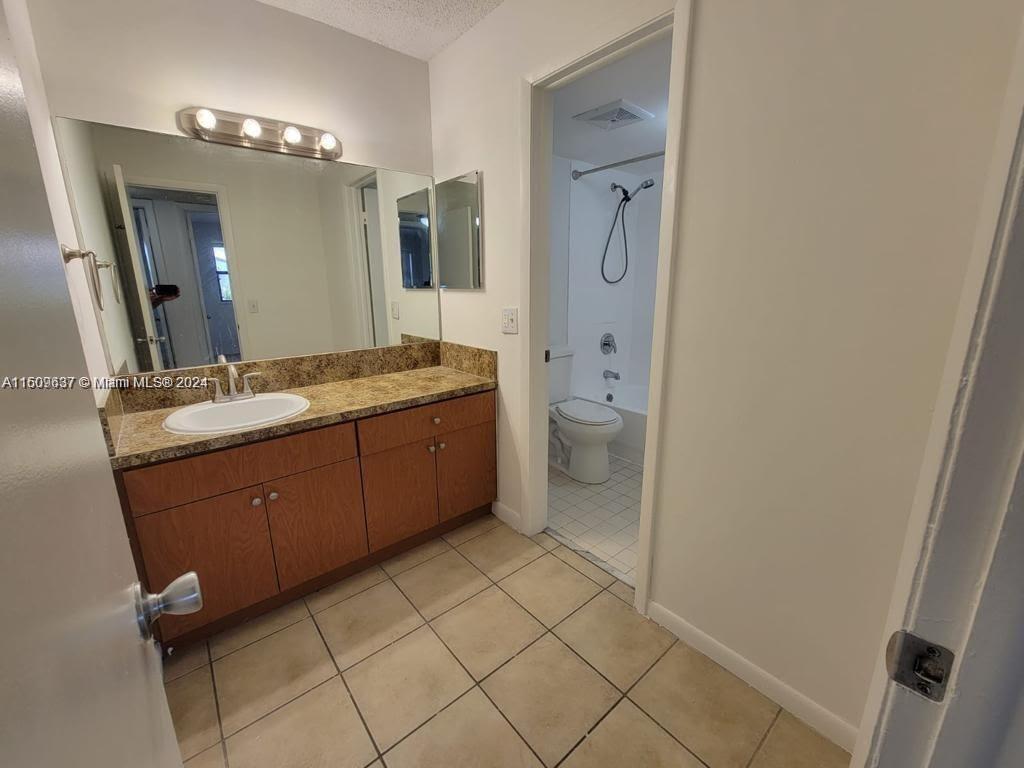 Photo - 17951 NW 91st Ct Unit 3