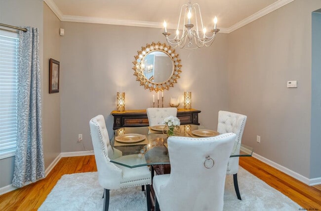 Photo - 37 Rock Cut Rd