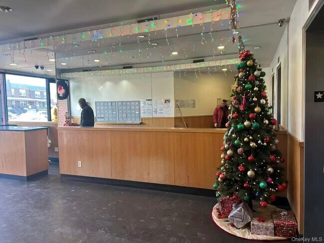 Photo - 60-70-70 Woodhaven Blvd Unit 6A