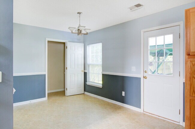 Photo - 222 Maypop Dr