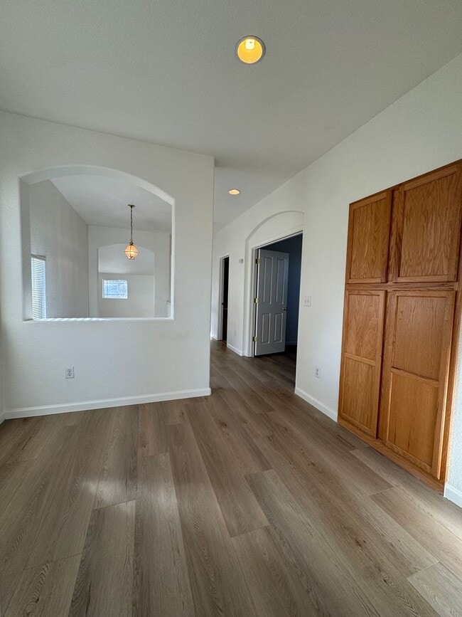 Photo - Beautiful Home with 4 Bedrooms and 3 Bathrooms in a Convenient Location!