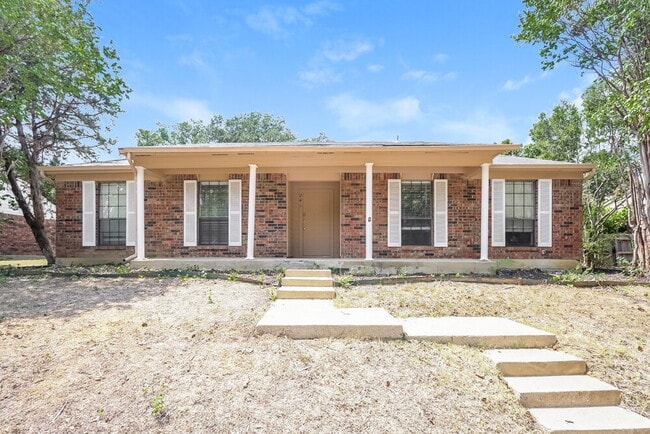 Building Photo - 241 S MacArthur Blvd Rental