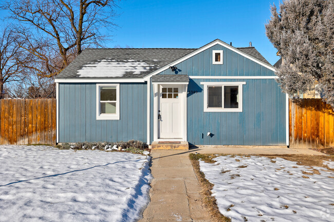 Building Photo - 1349 Division Ave Rental