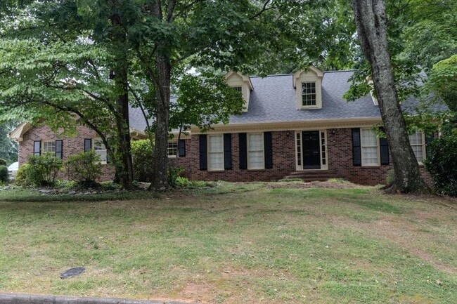 Building Photo - 2858 Livsey Dr