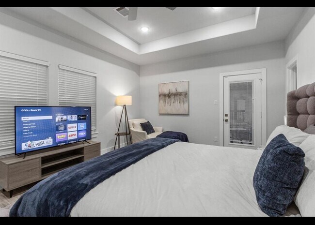 Photo - 4681 Bellfort Ave Unidad A