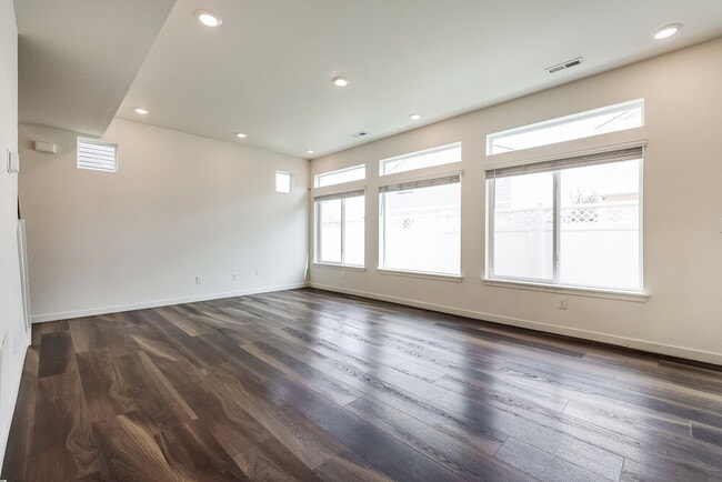 Photo - 4736 N Tower Dr