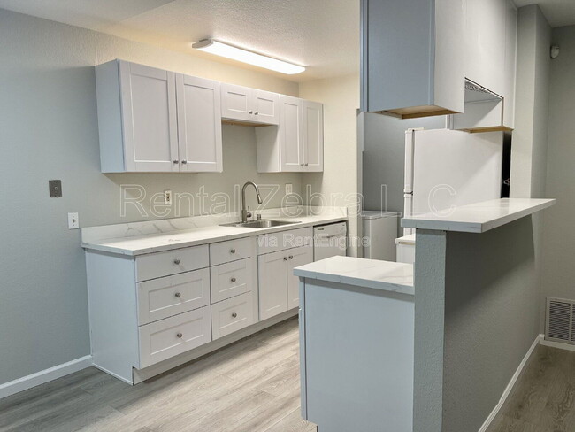 Building Photo - 8201 Camino Colegio Unit 185