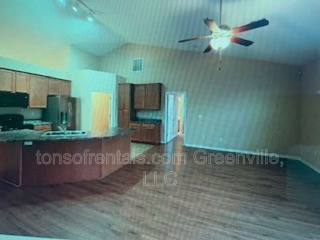 Photo - 19 Tack Ln