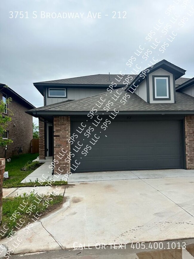 Building Photo - 3751 S Broadway Ave