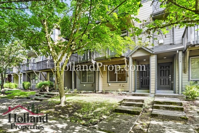 Photo - Modern Townhome Near MAX, Nike & High-Tech Corridor