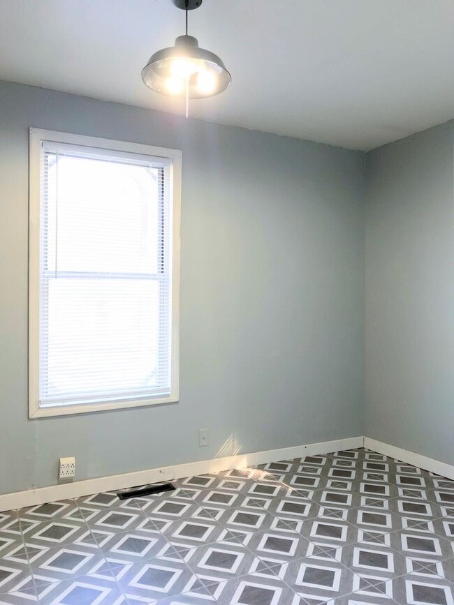 Photo - Clean 2 bedroom home