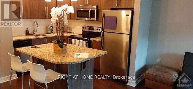 Photo - 238 Besserer St Unit 404