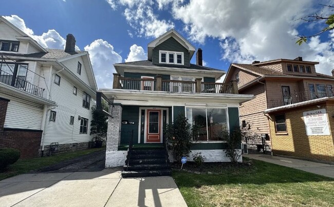 Building Photo - 1353 Hertel Ave Unit 2