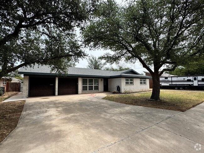 Building Photo - 2110 Westbrook Ave Rental