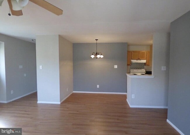 808 Britton Pl