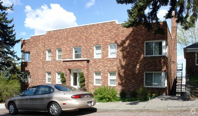 Photo - Highland Halls