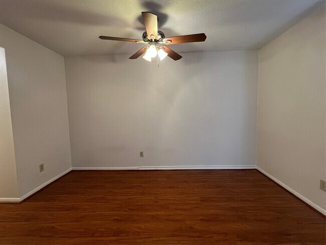 Photo - 2826 S Bartell Dr Unit 21