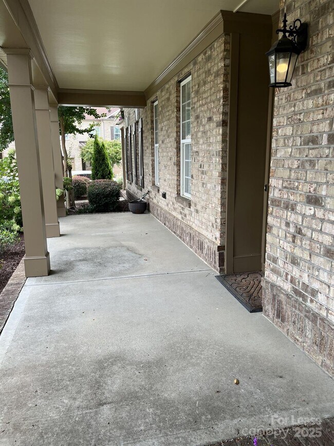 Photo - 2207 Eversham Dr NW