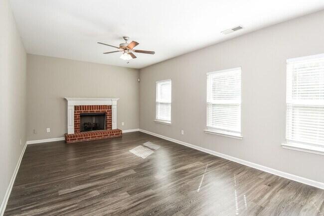 Photo - 103 Archer Ct