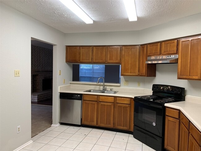 Photo - 6814 Grant Dr