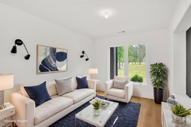 Photo - 15181 Frst Grv Dr