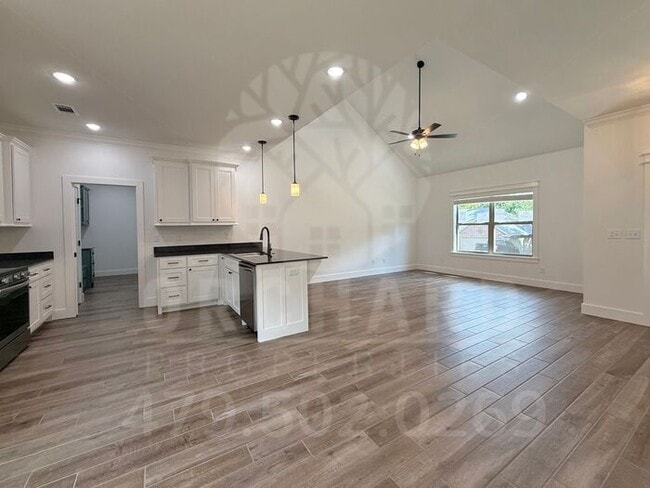 Photo - Bella Vista Single-Family Home- 3 Bed/ 2 B...