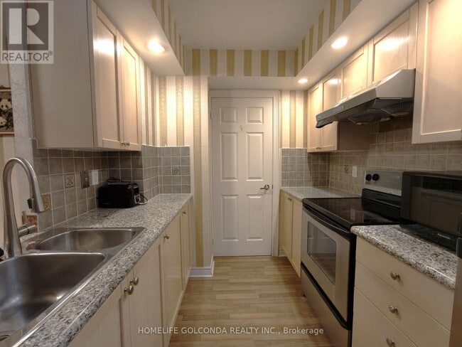 Photo - 33 Cox Blvd Unit 720