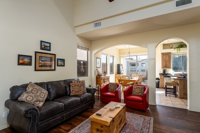 Photo - Gated Community 2 Bed/2 Bath Condo Furnished Long term Boat deep garage