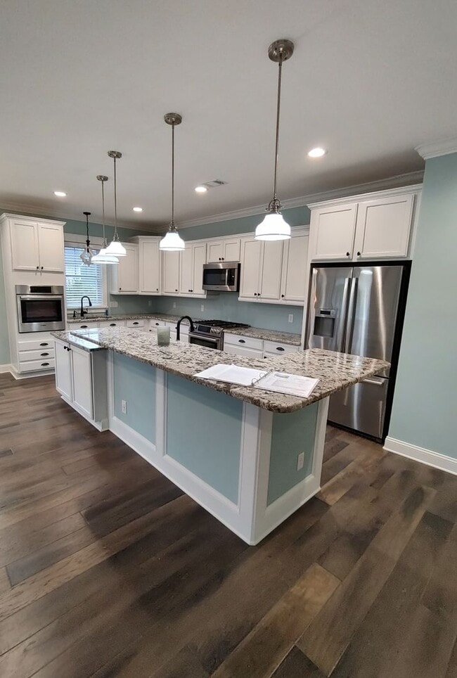 Photo - HILTON HEAD LAKES