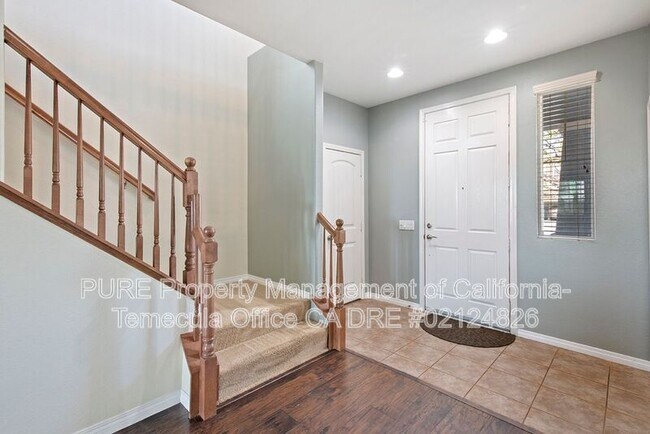 Photo - 40184 Emily Pl