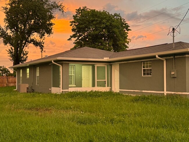 Building Photo - 37209 Lock St Rental