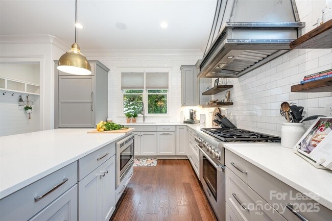 Photo - 748 Ellsworth Rd