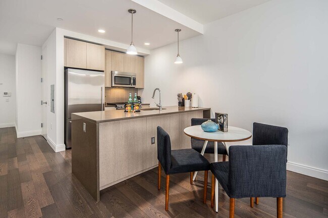 Photo - DVORA Art House