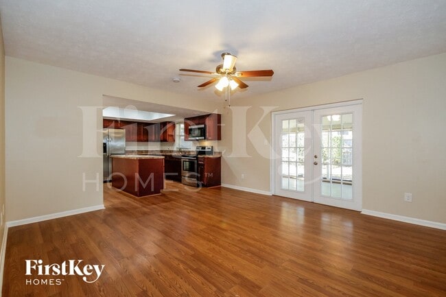 Photo - 3814 Treadway Dr