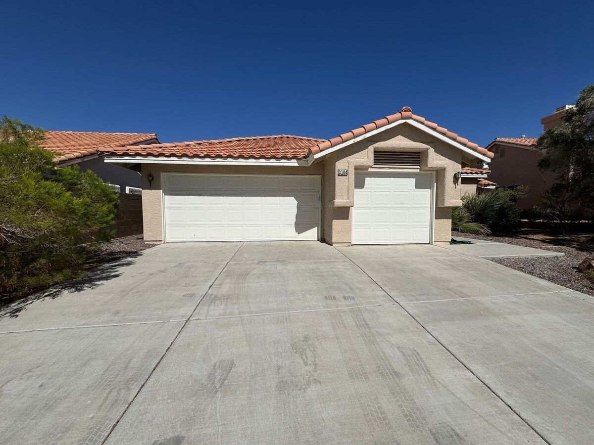 BEAUTIFUL SPACIOUS SINGLE-FAMILY HOME IN T... - BEAUTIFUL SPACIOUS SINGLE-FAMILY HOME IN T...