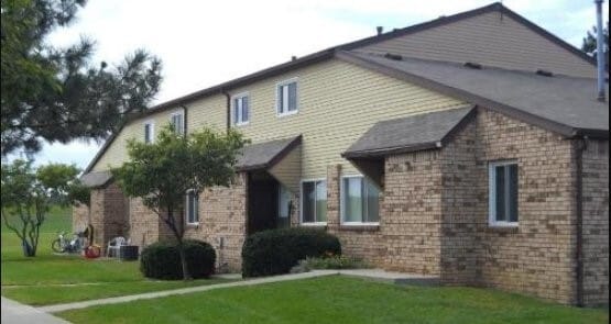 Photo - 655 S Poe Rd